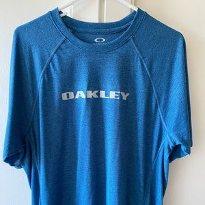 Men’s Oakley Shirt